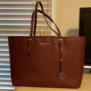 Michael Kors large tote - Merlot